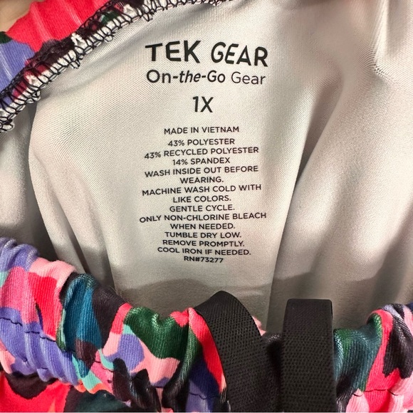 Tek Gear Colorful Mid Rise Active Skirt Size 1X NWT - Picture 5 of 5